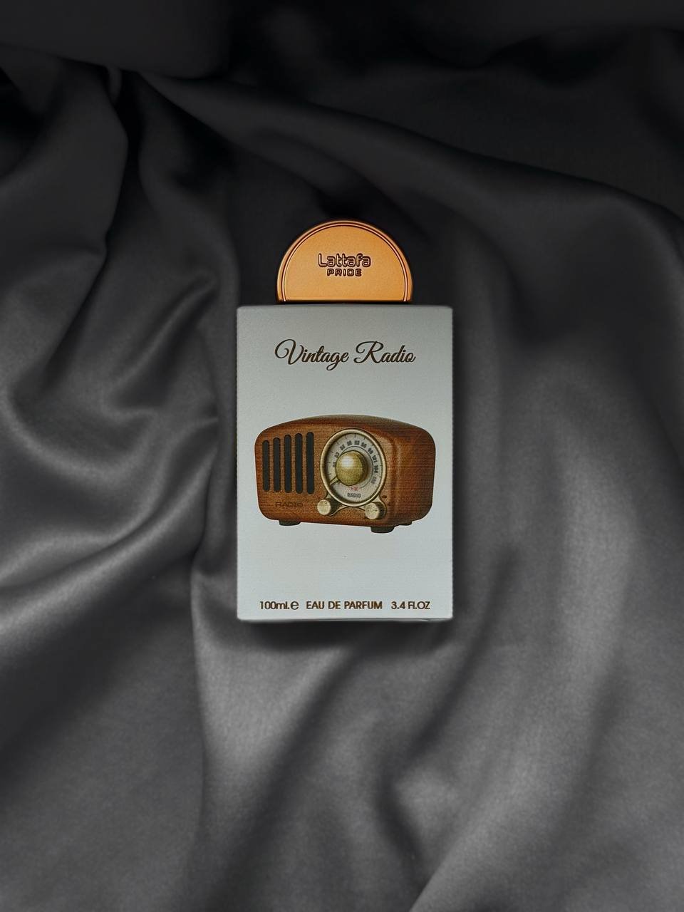 Lattafa Vintage Radio